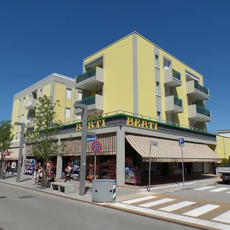Apartment Fuer 7 Personen Ca 50 Qm In Bibione, Adriakueste Italien Und Umgebung *